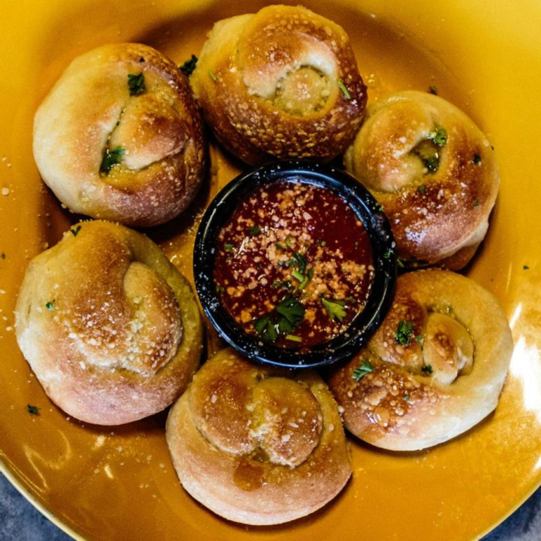 Homemade Garlic knots with cheese