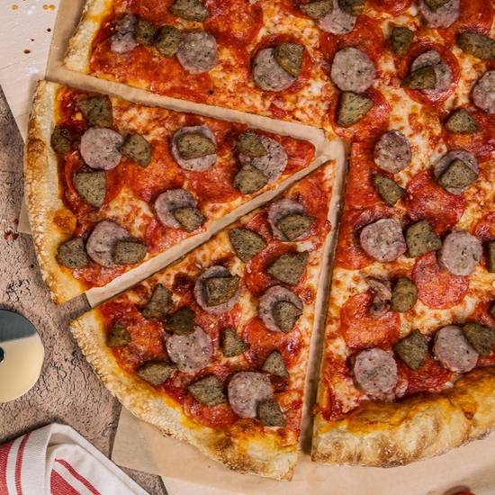 Meat Lovers Pizza (14" Medium)