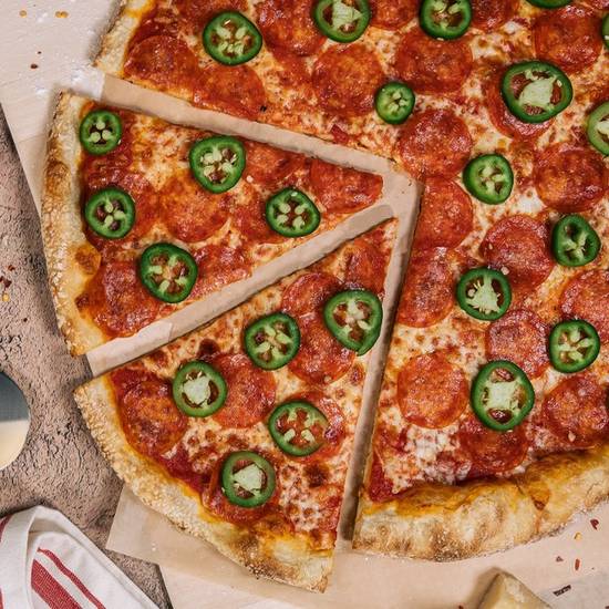 Pepperoni and Jalapeño Pizza (18" XL)