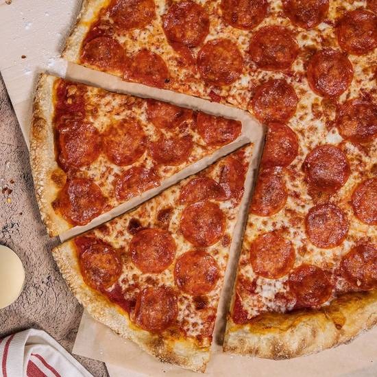 Pepperoni Pizza (14" Medium)