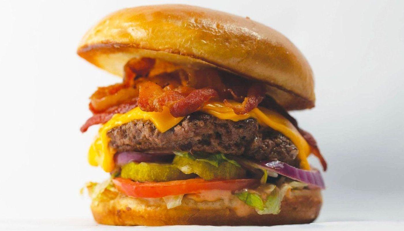 Brothers Classic Bacon Cheeseburger