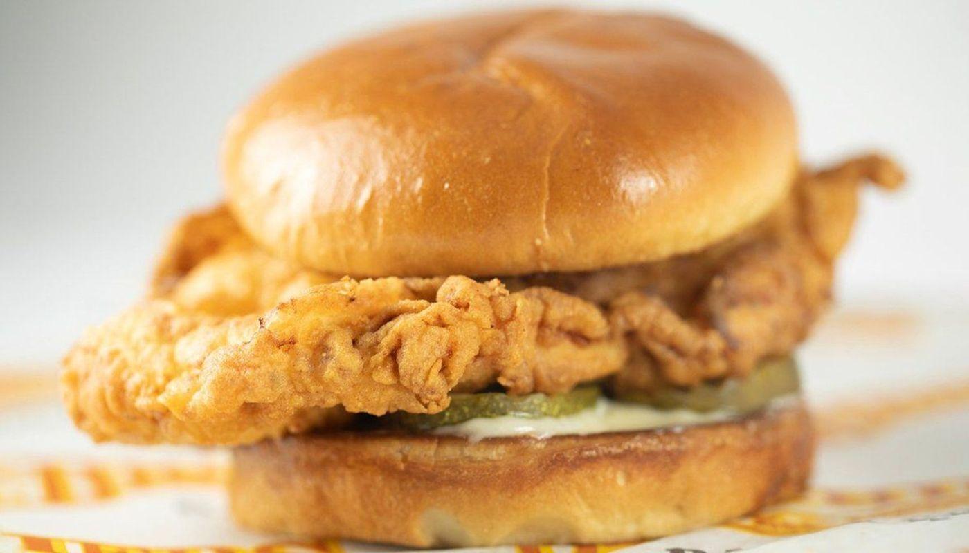 Brothers Classic Chicken Sandwich