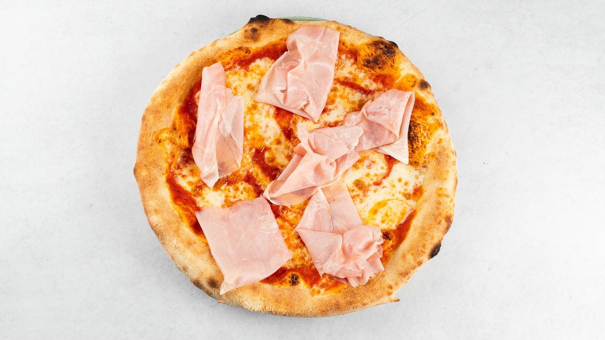 Pizza prosciutto