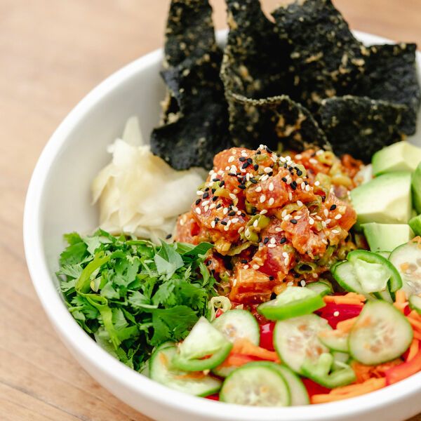 TIKI TUNA POKE BOWL