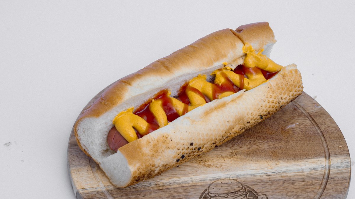 Basic hot dog