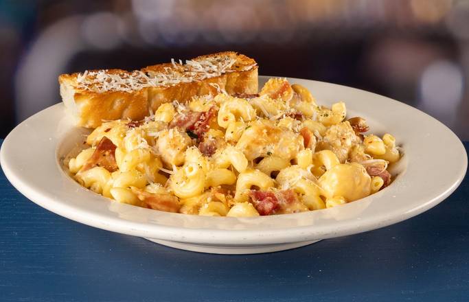 Chicken and Bacon Mac n’ Cheese