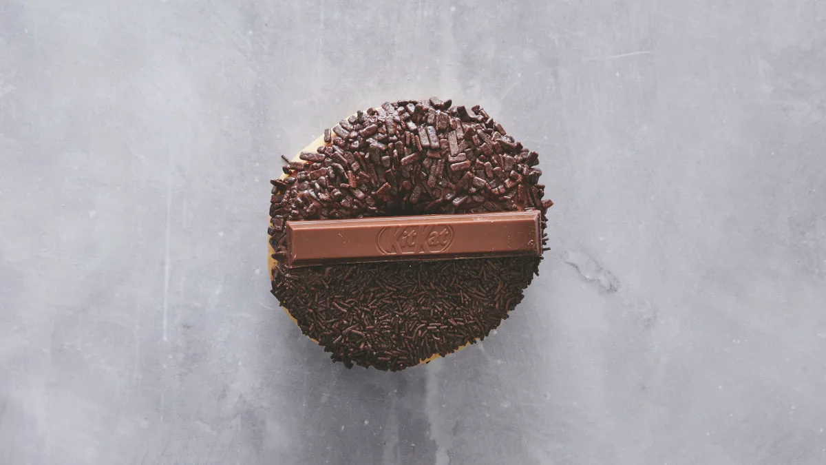 Kitkat Donut