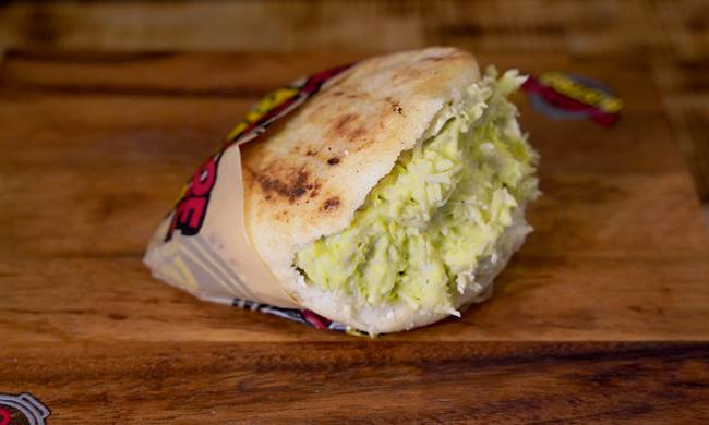 Arepa Reina Pepiada