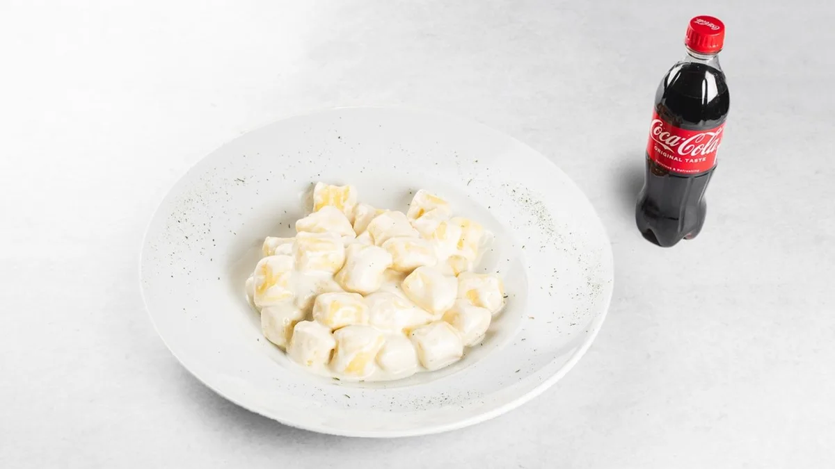 Four cheese gnocchi and Coca-Cola 0.5 l