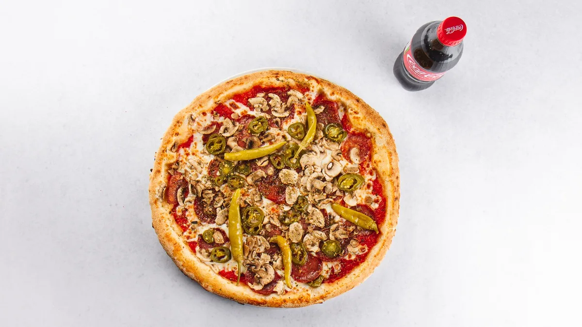 Pizza Prima Giavola and Coca-Cola 0.5 l