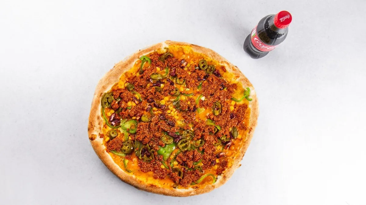 Pizza Prima Mexicana and Coca-Cola 0.5 l