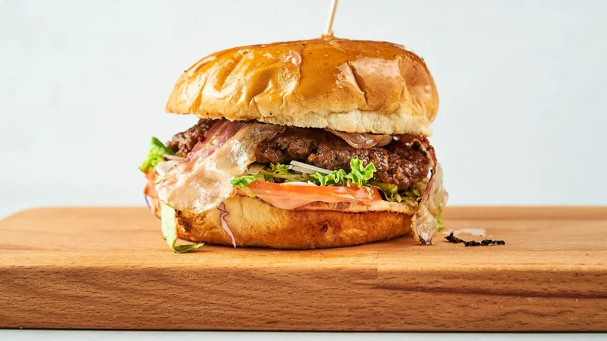 Cheese smash burger + pommes frites