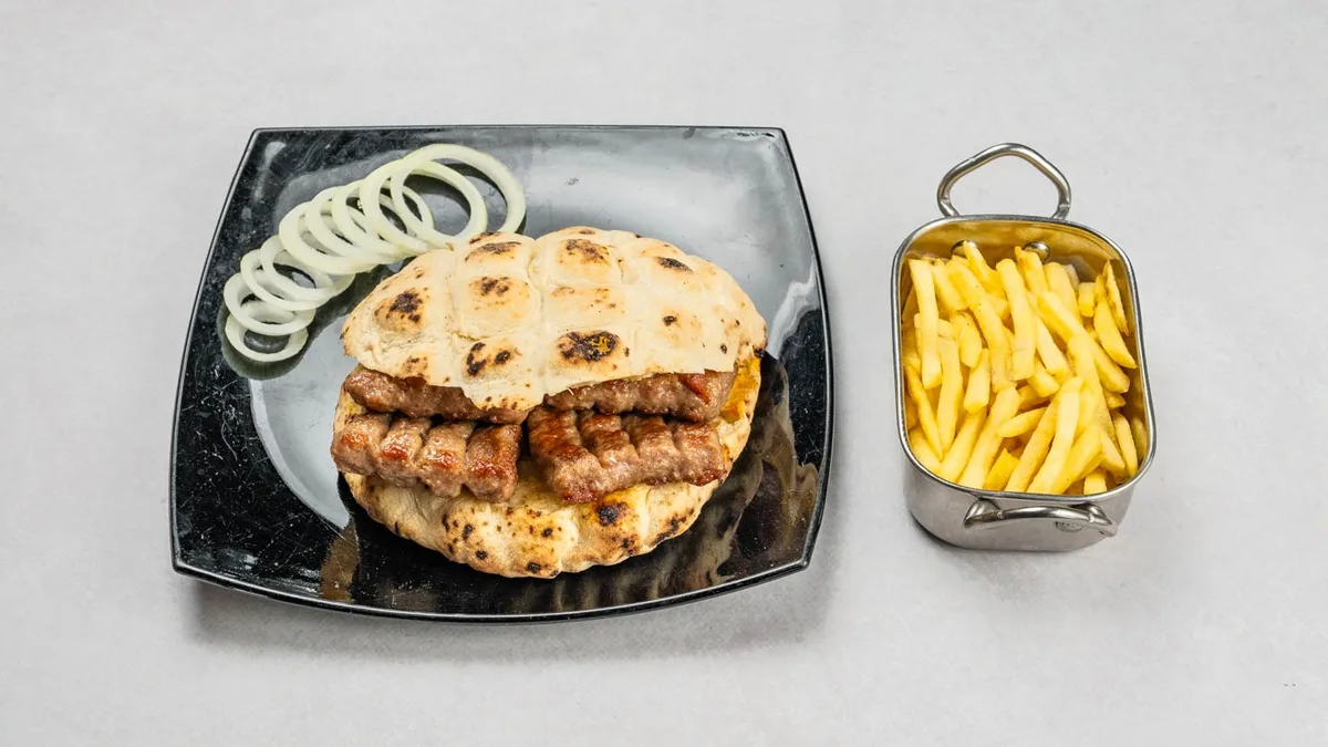 Ćevapi banjalučki + pommes frites