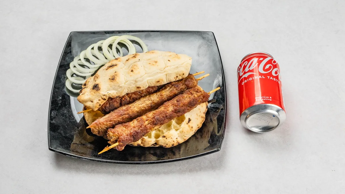 Šiš ćevapi + Coca-Cola 0,33 l