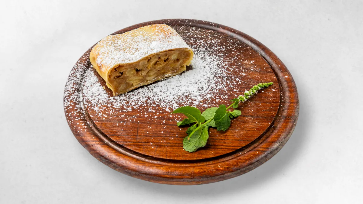 Apfelstrudel