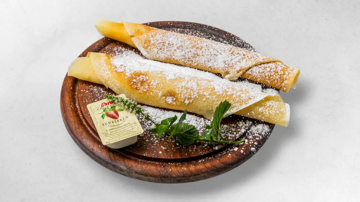 Erdbeermarmeladenpalatschinke