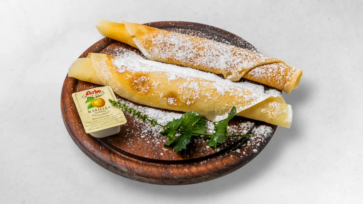 Marillenmarmeladenpalatschinken