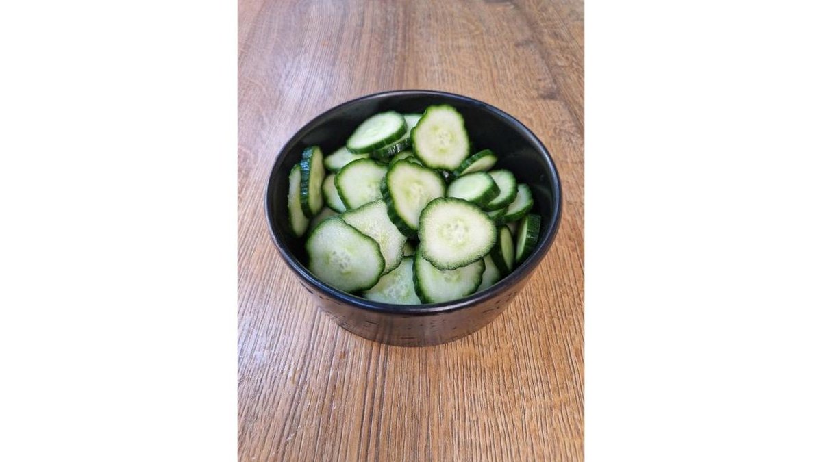 Salată de castraveți