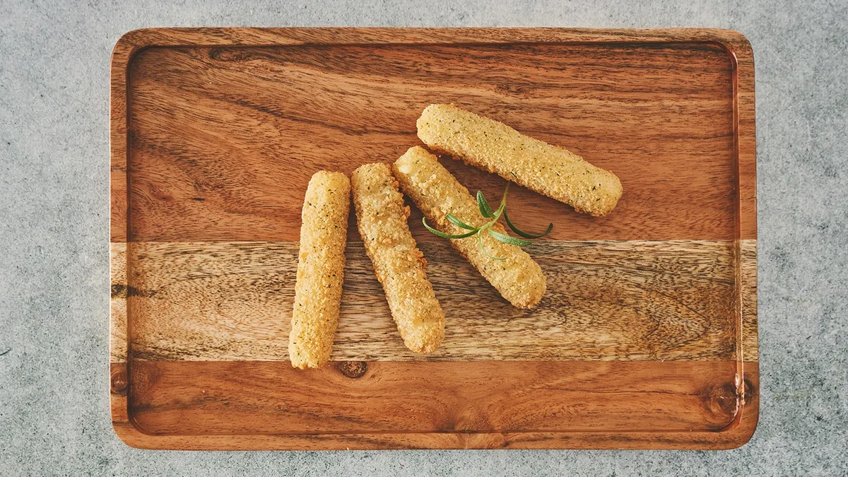 Mozzarella Sticks (4 stk) (V)