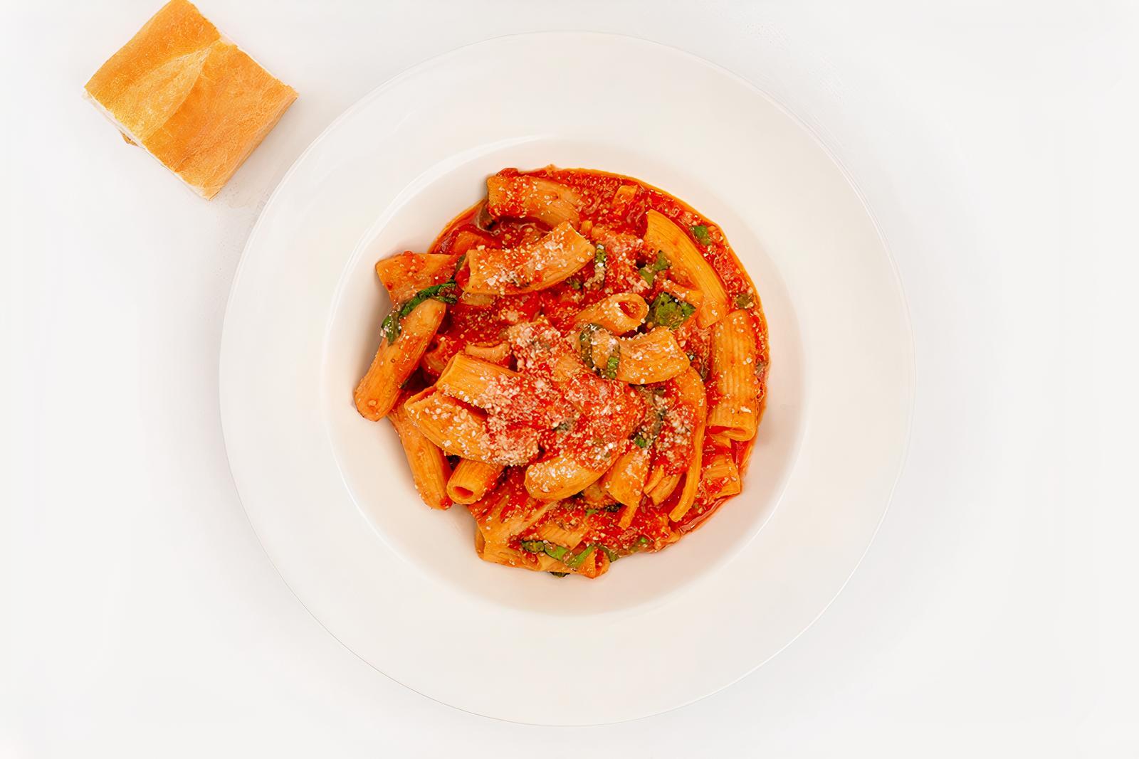 Rigatoni Marinara