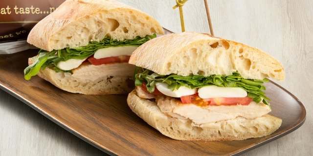 Caprese Boxed Lunch