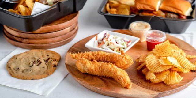 Chicken Tender Boxed Lunch