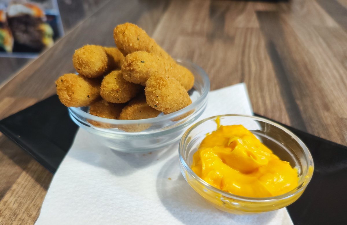 Mozzarella sajrúdak