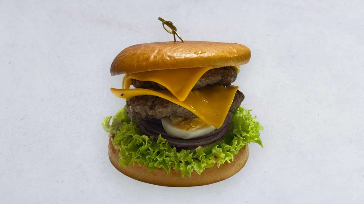 Mega burger big beef