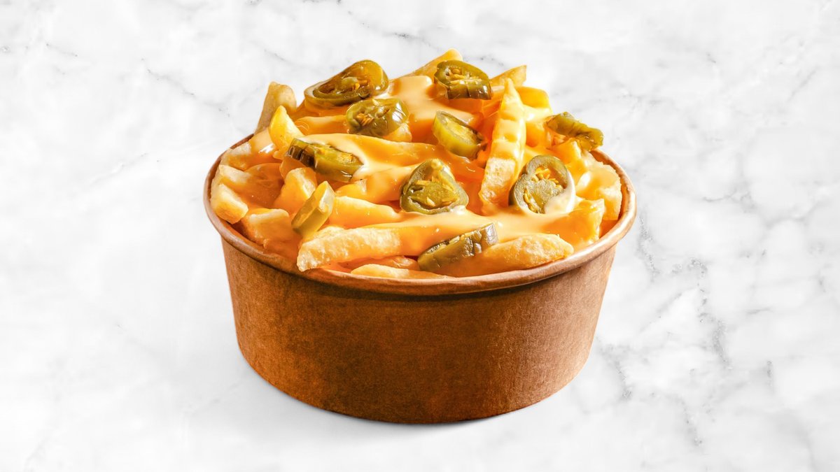 Cartofi prăjiți cu sos cheddar și Jalapeno