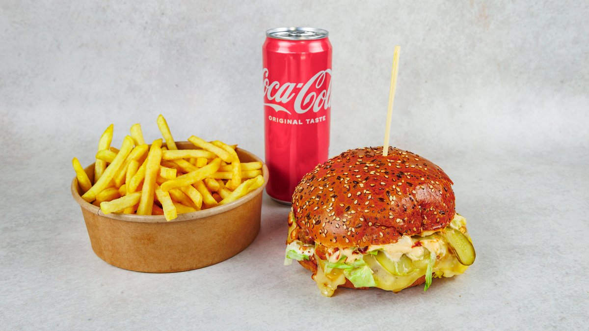 Royal chesse burger menu