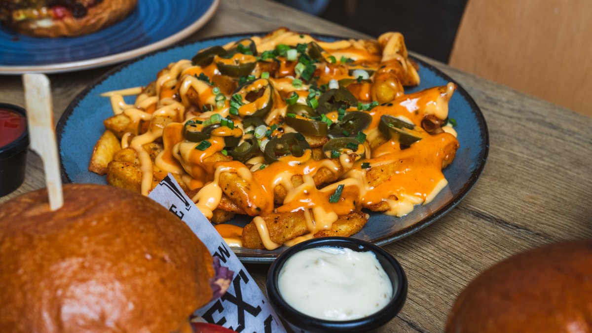 Loaded fries (kylling)