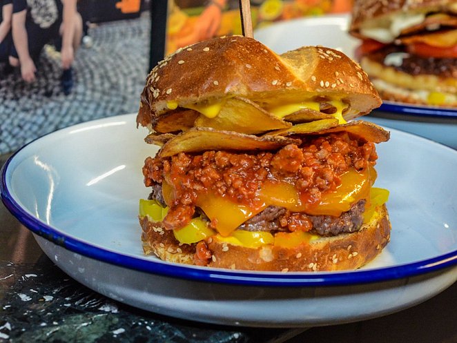 Banana Chilli Blaster Burger