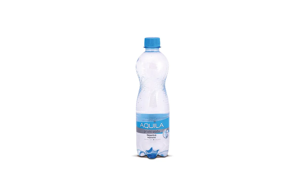 Neperlivá voda Aquila 0,5l