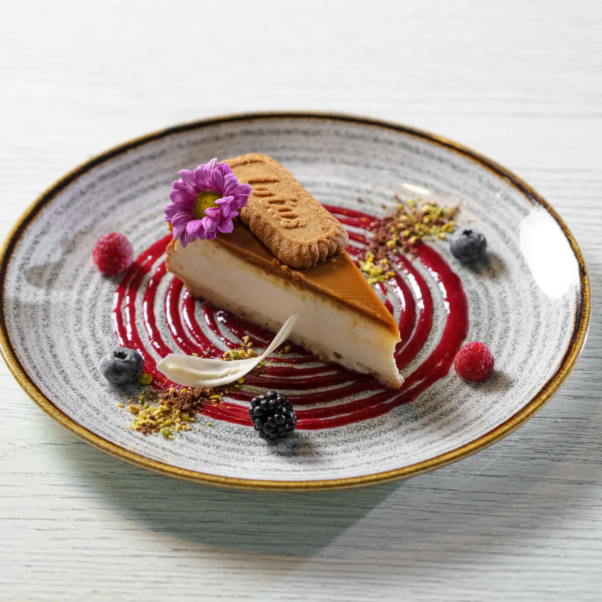 Lotus Cheesecake deserti