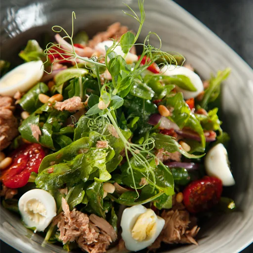 Tuna bilan salat