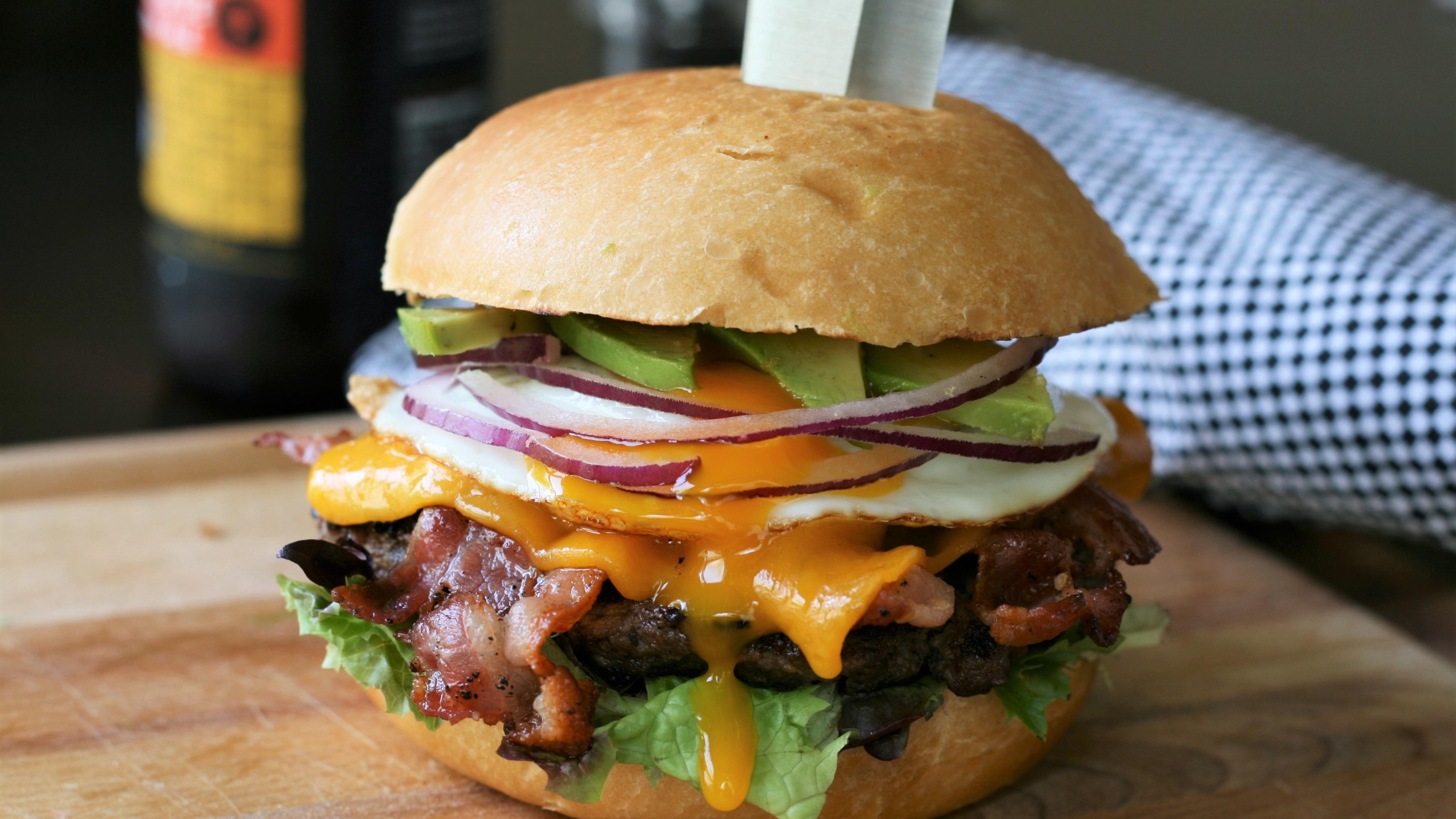 Smash Bacon Avocado Burger Combo
