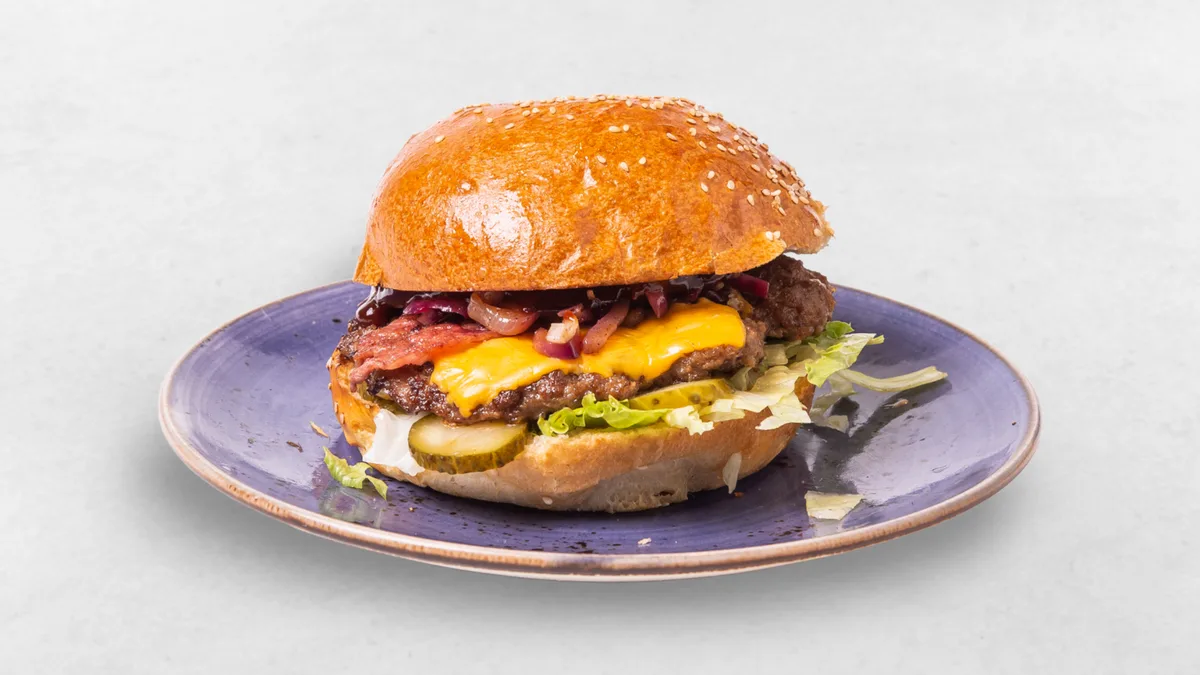 XL Station City Burger