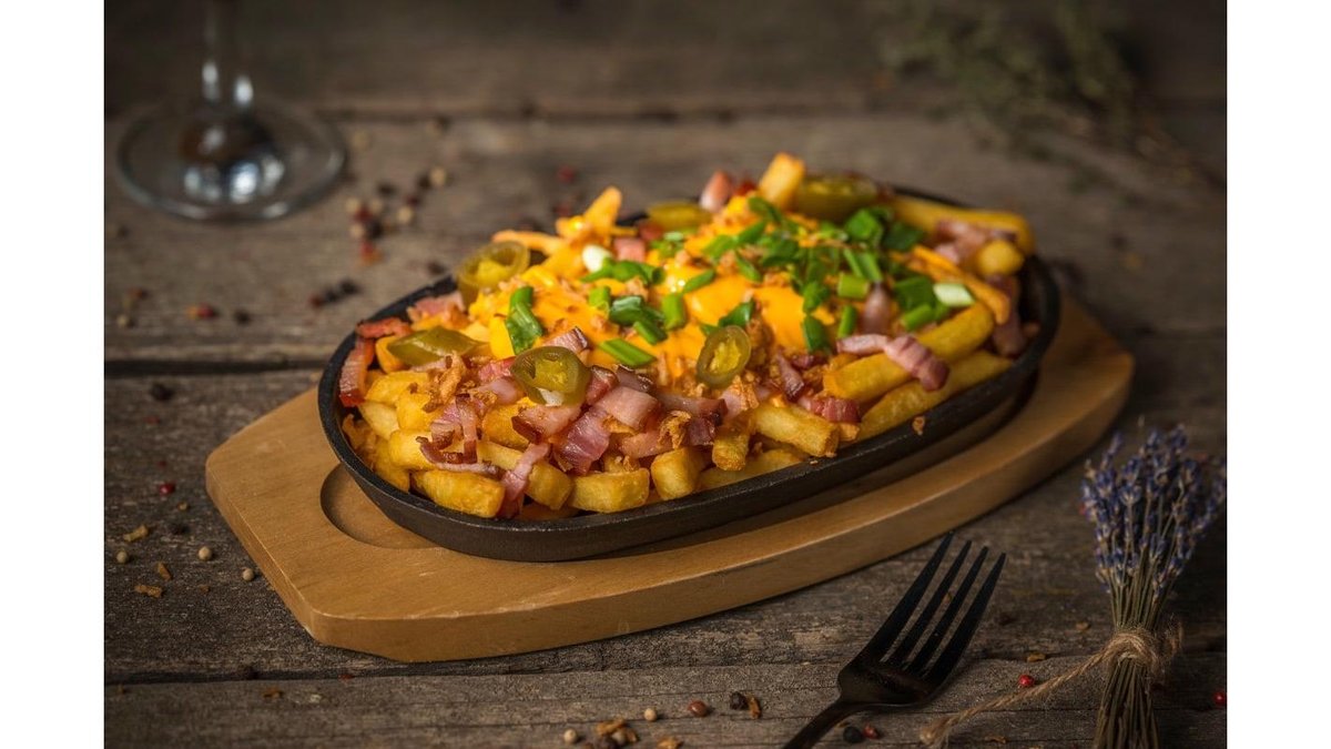 Cheese, Bacon and Jalapenos French Fries