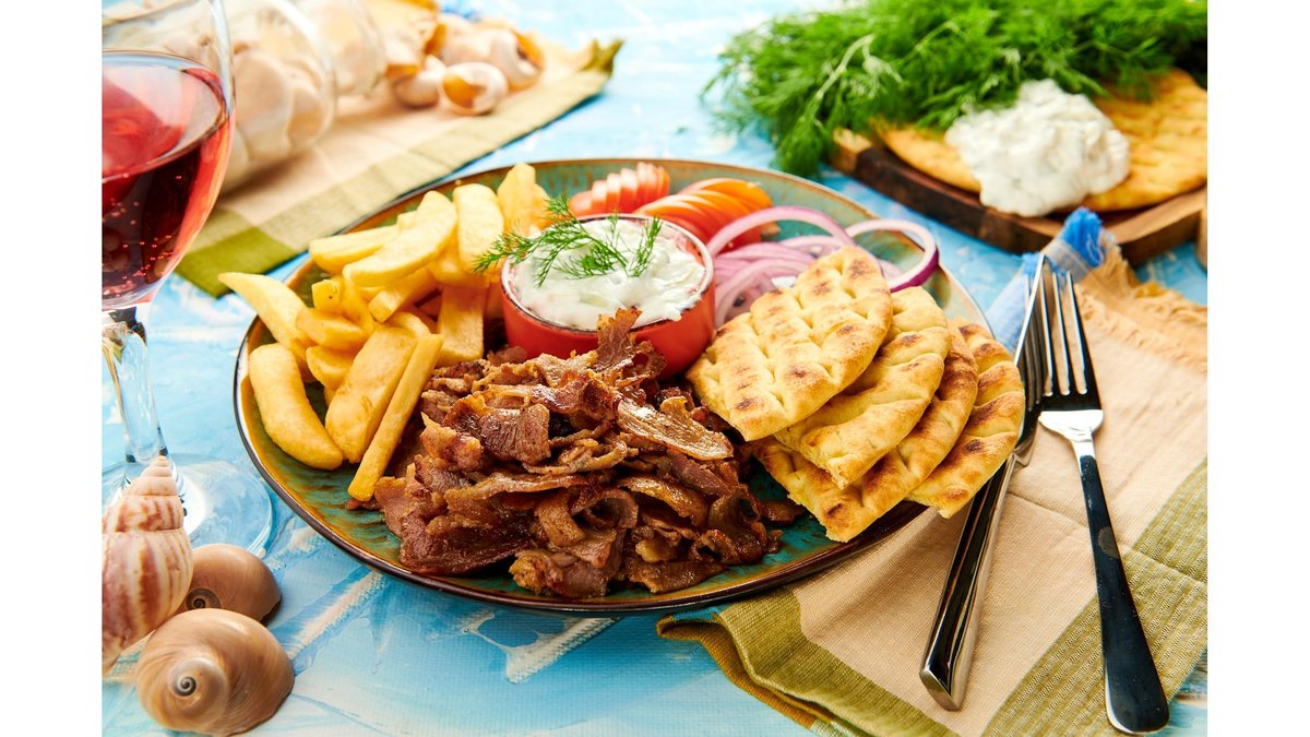 Gyros de pui la farfurie