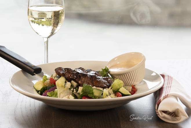 Sriracha Steak Salad