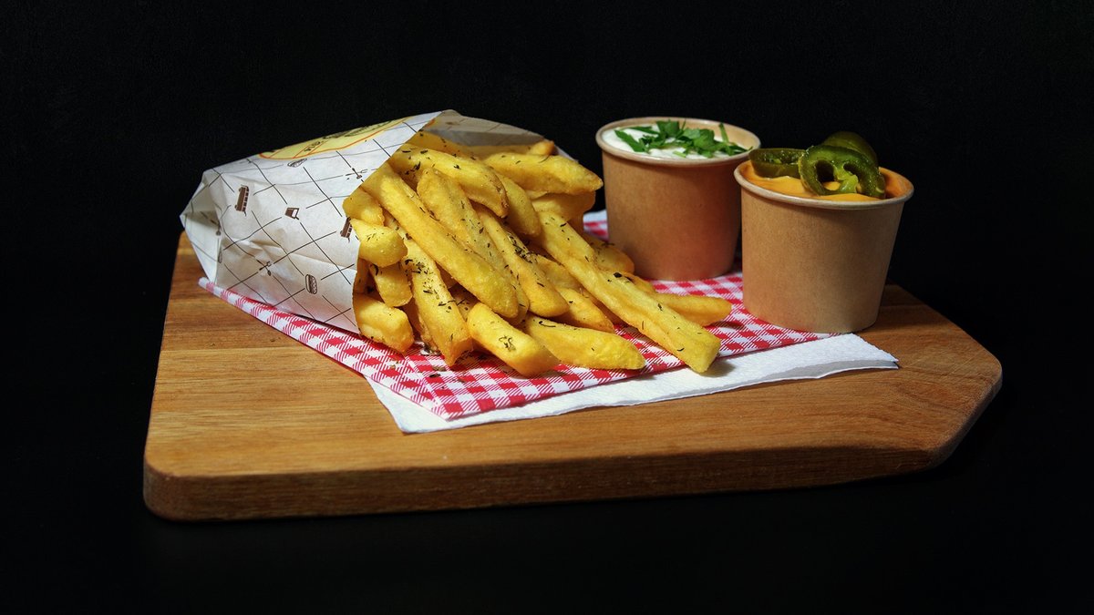 CARTOFI PRAJITI CU SOS CHEDDAR and JALAPENO 250Gr