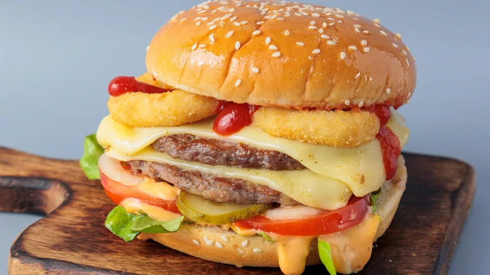 Triple MC Spajsi burger