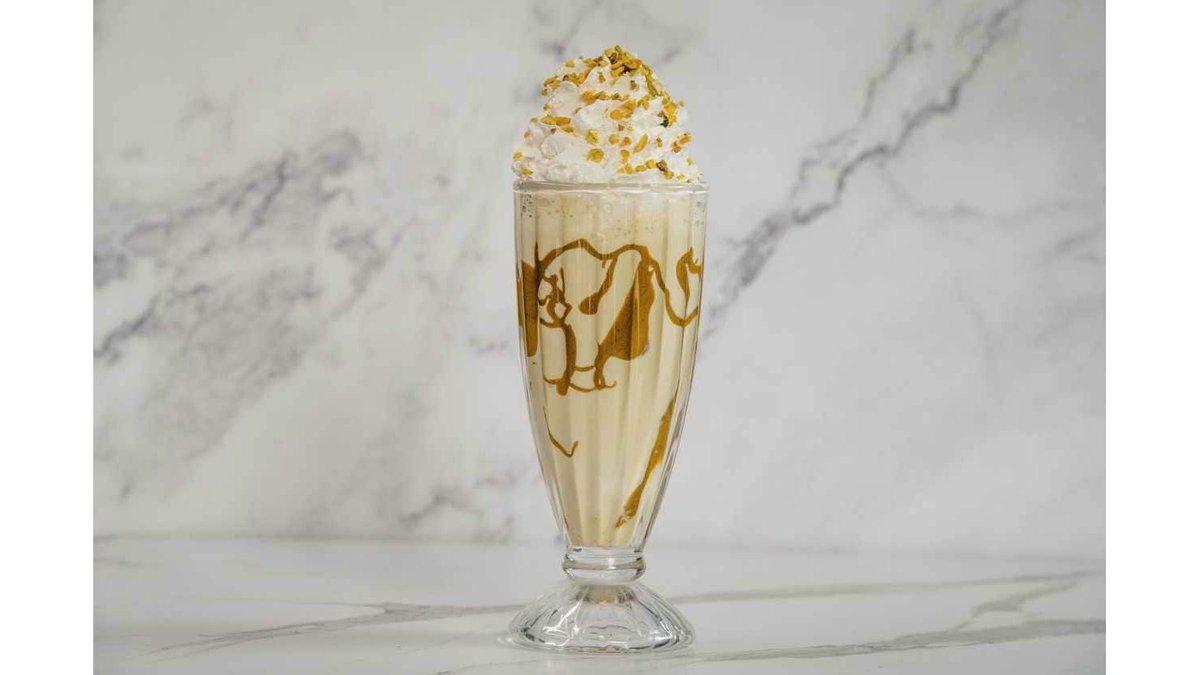 Pistachio frappe