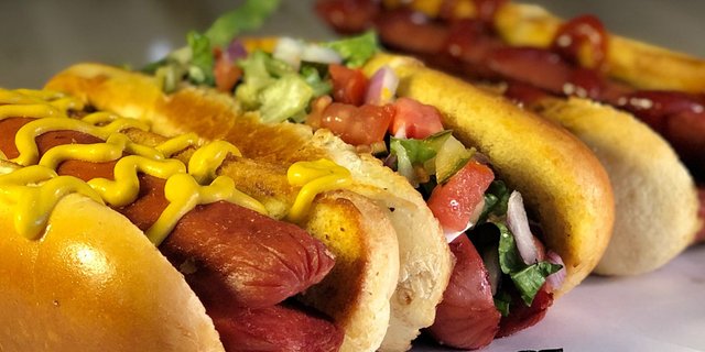 1/4 lb Beef Hot Dog
