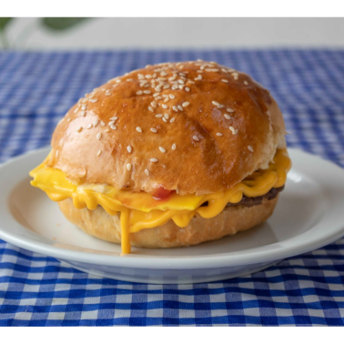 Cheeseburguer + Te Frio