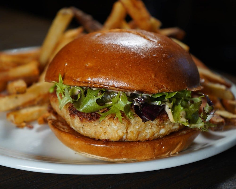 GF Crab Cake Sandwich