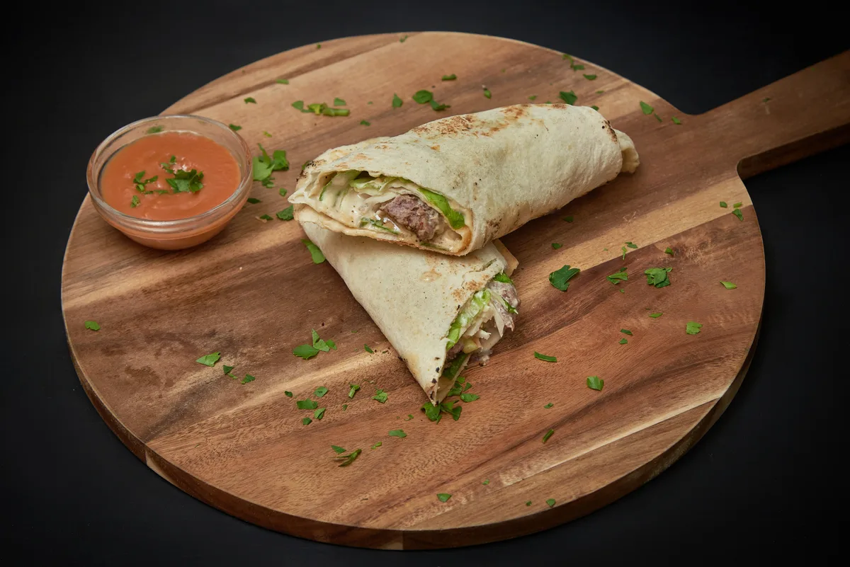 Kebab sendvič