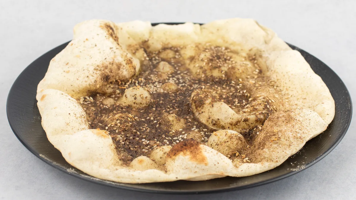 Manaish zaatar
