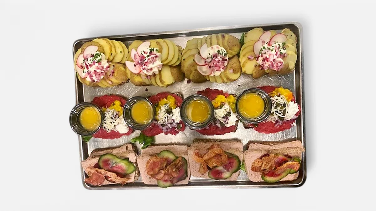 Menu 2. Håndværker Smørrebrød (6 stk) Spar Min Kr. 140,-