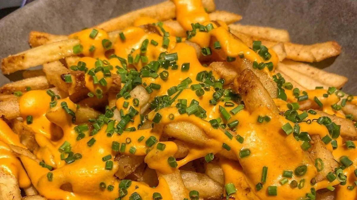 Dirty fries cheese